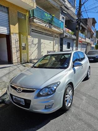 HYUNDAI I30 2.0 MPI 16V GASOLINA 4P AUTOMÁTICO